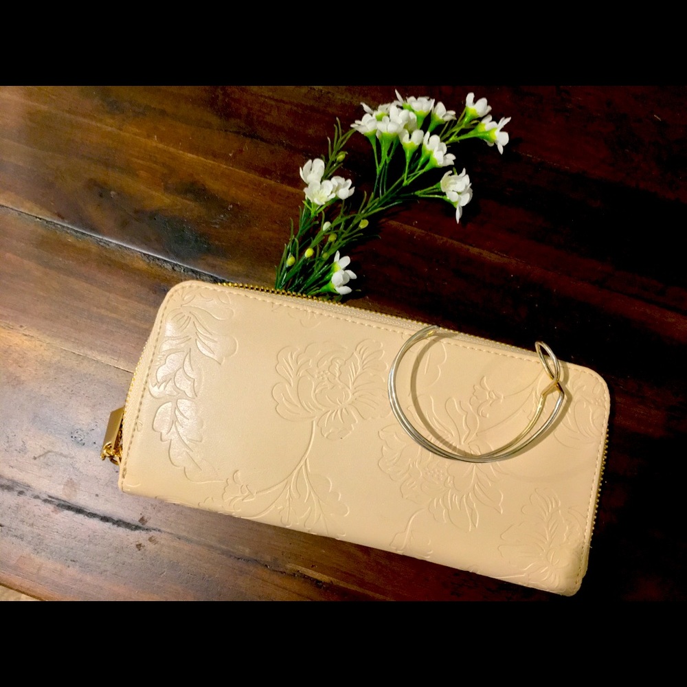 Nude Wallet / Clutch